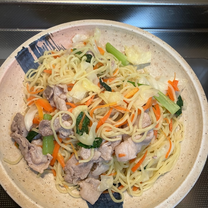 鶏だしの風味の塩焼きそば^_^